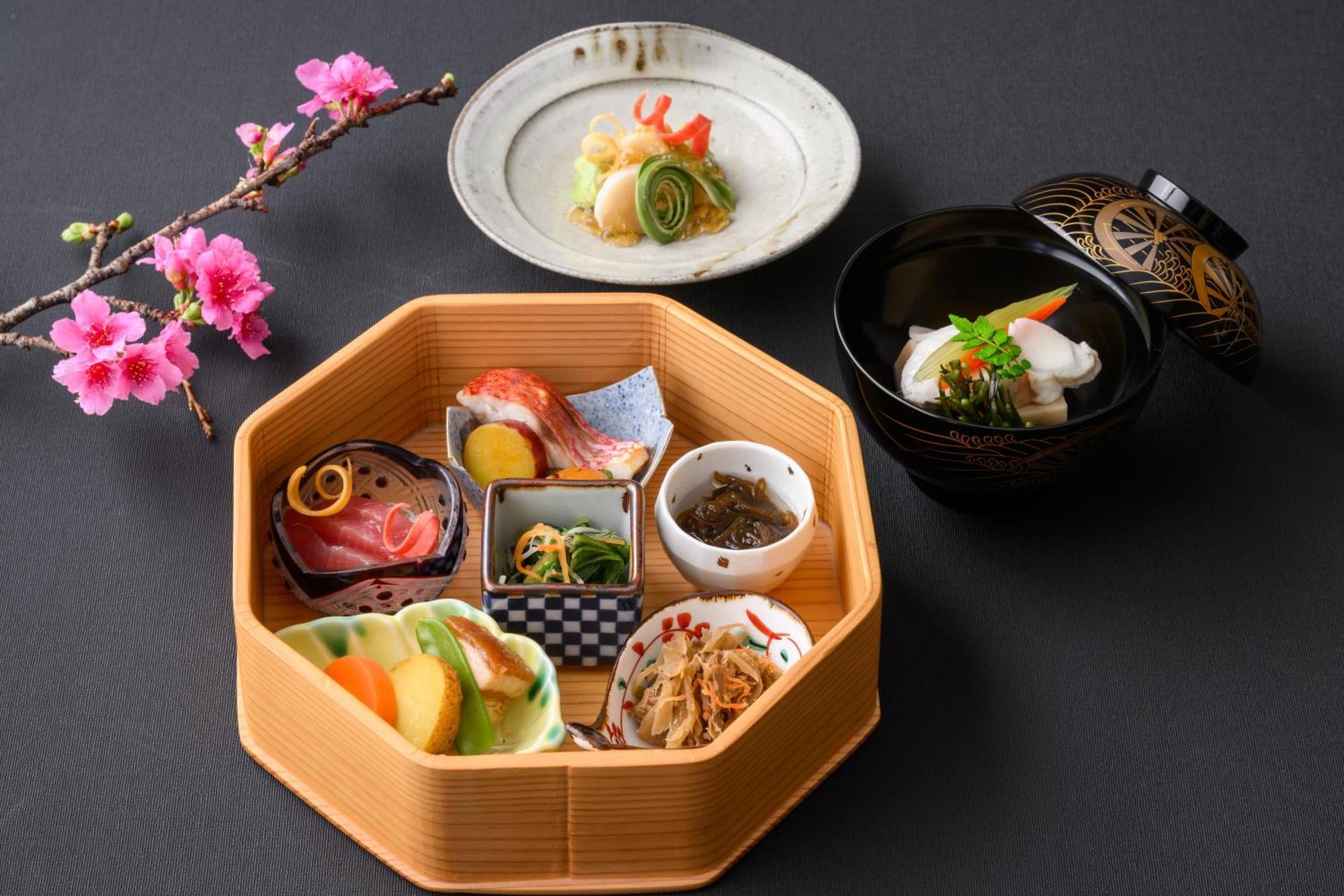 Hotel Monterey Okinawa Spa&Resort Onna Exterior foto Shōkadō bentō